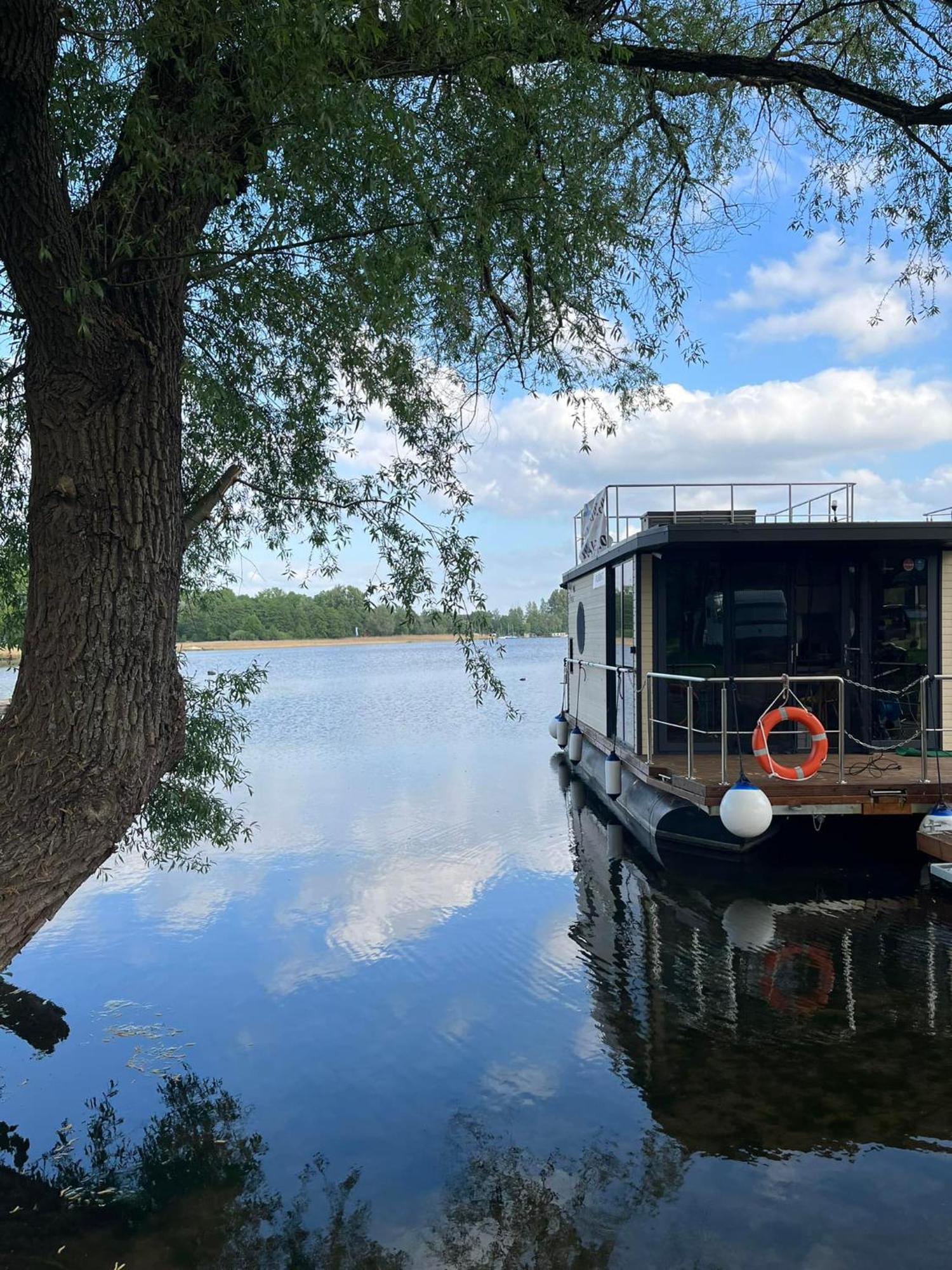 Houseboat Hotel Gudowo Exterior photo